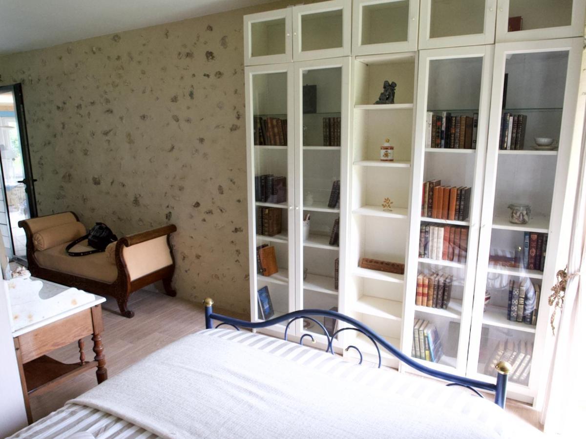 Tante Pim Apartment Neuilly-sur-Eure Exterior photo