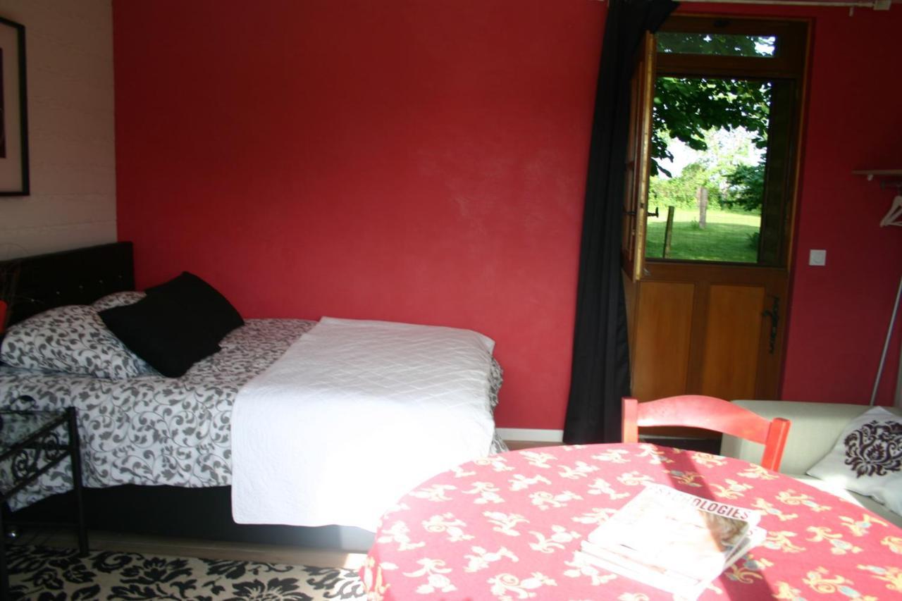 Tante Pim Apartment Neuilly-sur-Eure Exterior photo