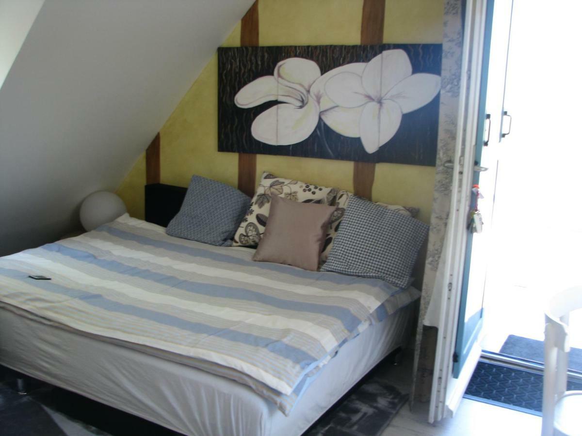 Tante Pim Apartment Neuilly-sur-Eure Exterior photo